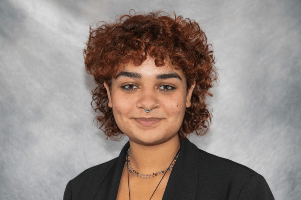 Zoe Reyes β23